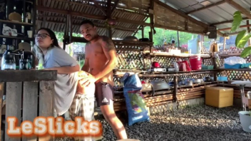 โหลดหนังโป๊ เอาหี เย็ดหี เย็ดสาวแว่น เย็ดสาวอวบ