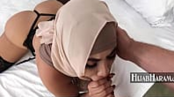 เอาหี เว็บหนังXXX เย็ดสาวนมใหญ่ เย็ดสด เย็ดนมเด้ง