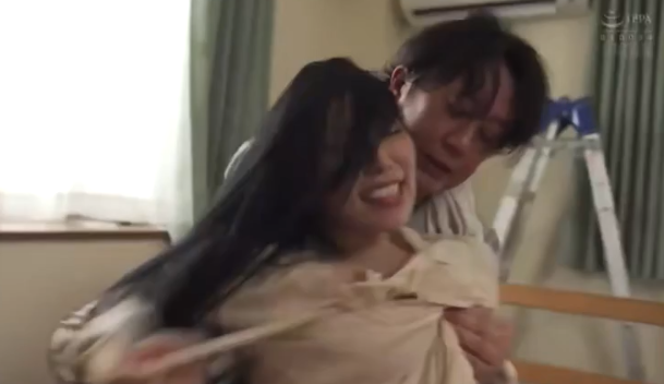 เลียหี เย็ดเมียเจ้าของบ้าน เย็ดเมียลูกค้า เย็ดสด เย็ดปาก